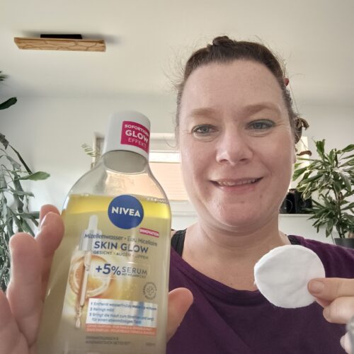 Testbericht zum Nivea Mizellenwasser Skin Glow (Nivea Botschafterinnen)